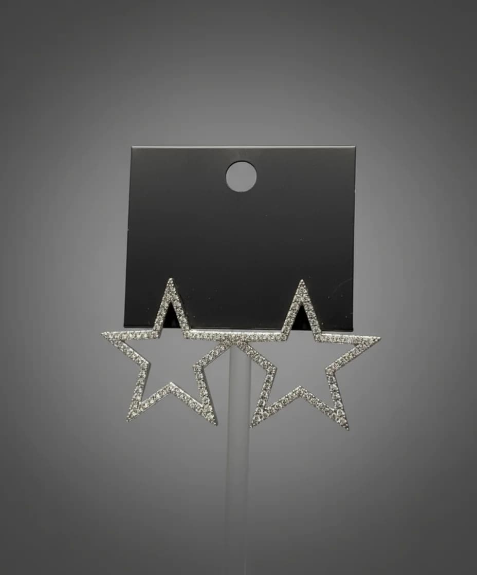 Gümüş Rengi Pırıltılı Taşlı Yıldız Sallantılı Küpe