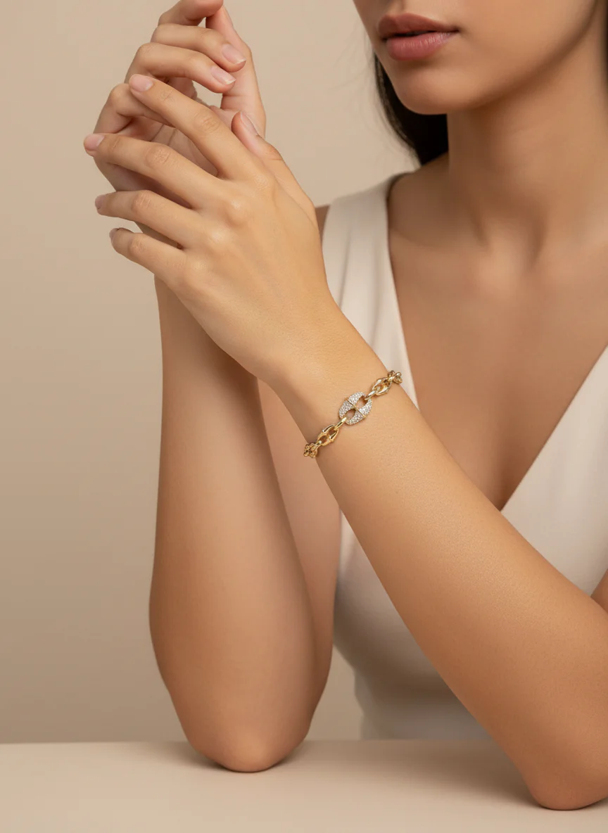 Altın Rengi Oval Taş Detaylı Şık Zincir Bileklik