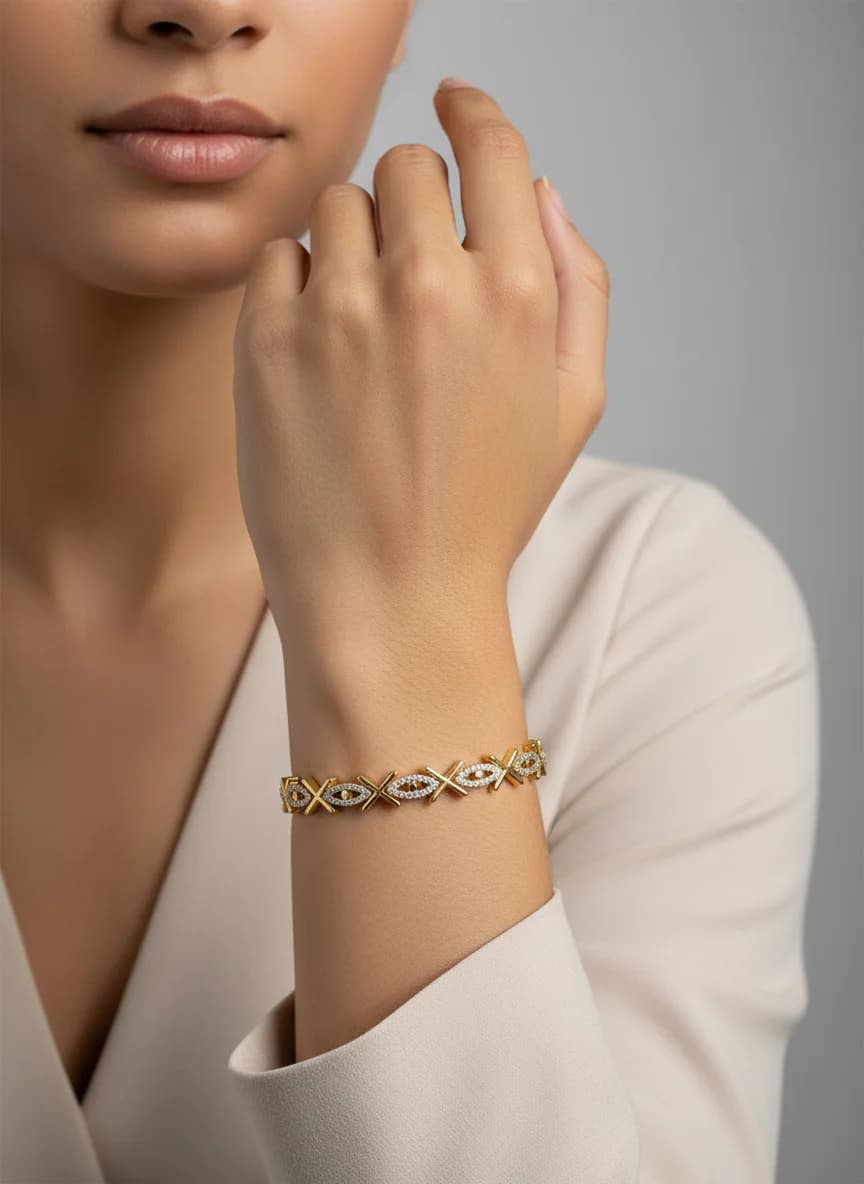 Altın Renkli X & Taşlı Oval Desenli Şık Kadın Bileklik