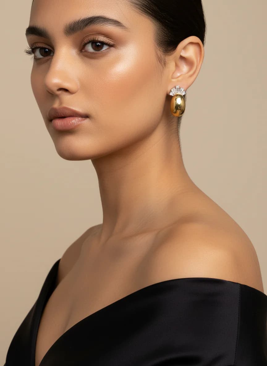 Altın Rengi Bombeli Damla Zirkon Taşlı Küpe