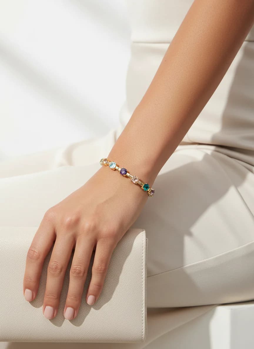 Renkli Taşlı Altın Rengi İnce Zincir Bileklik