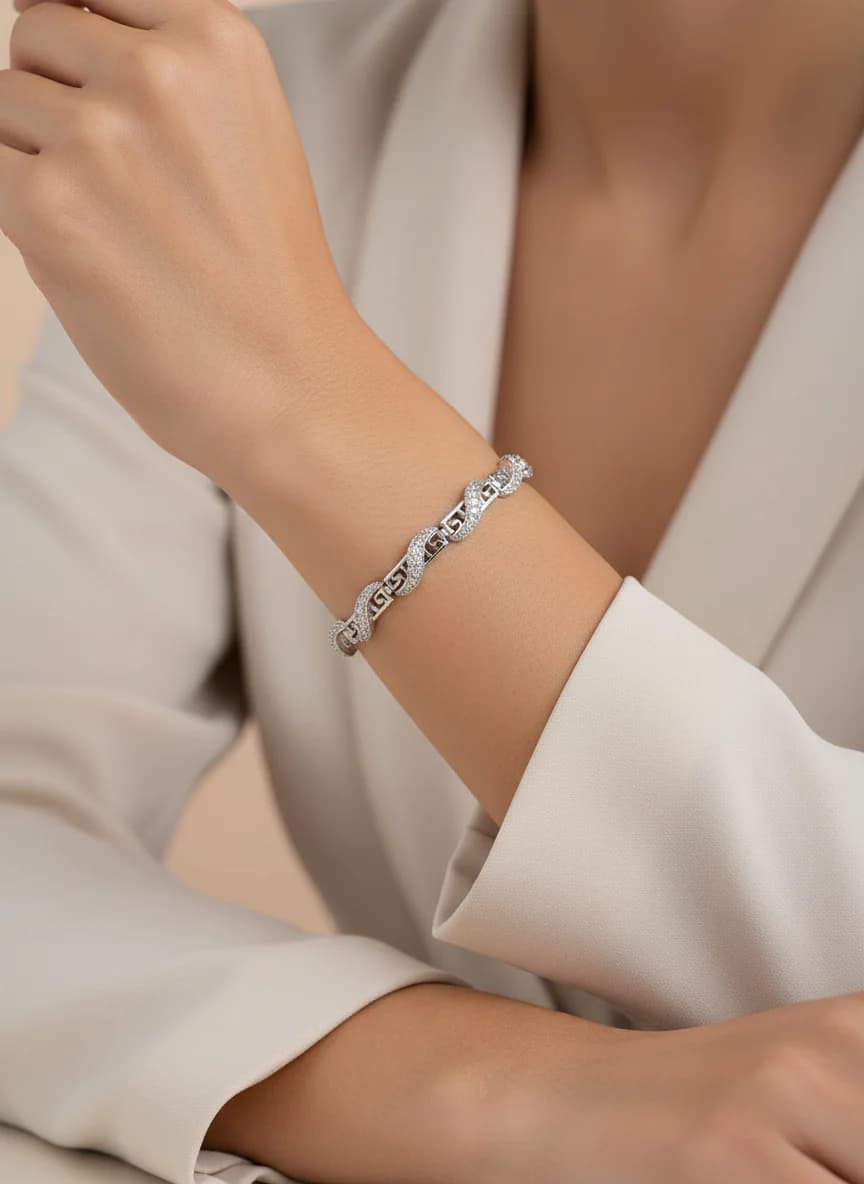Taşlı Şık Kadın Bilekliği | Gümüş Renk Zirkon Taşlı Tasarım