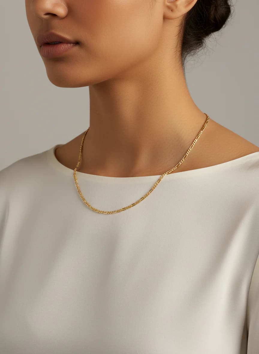 Altın Renk Figaro Zincir Kolye - Şık ve Zarif