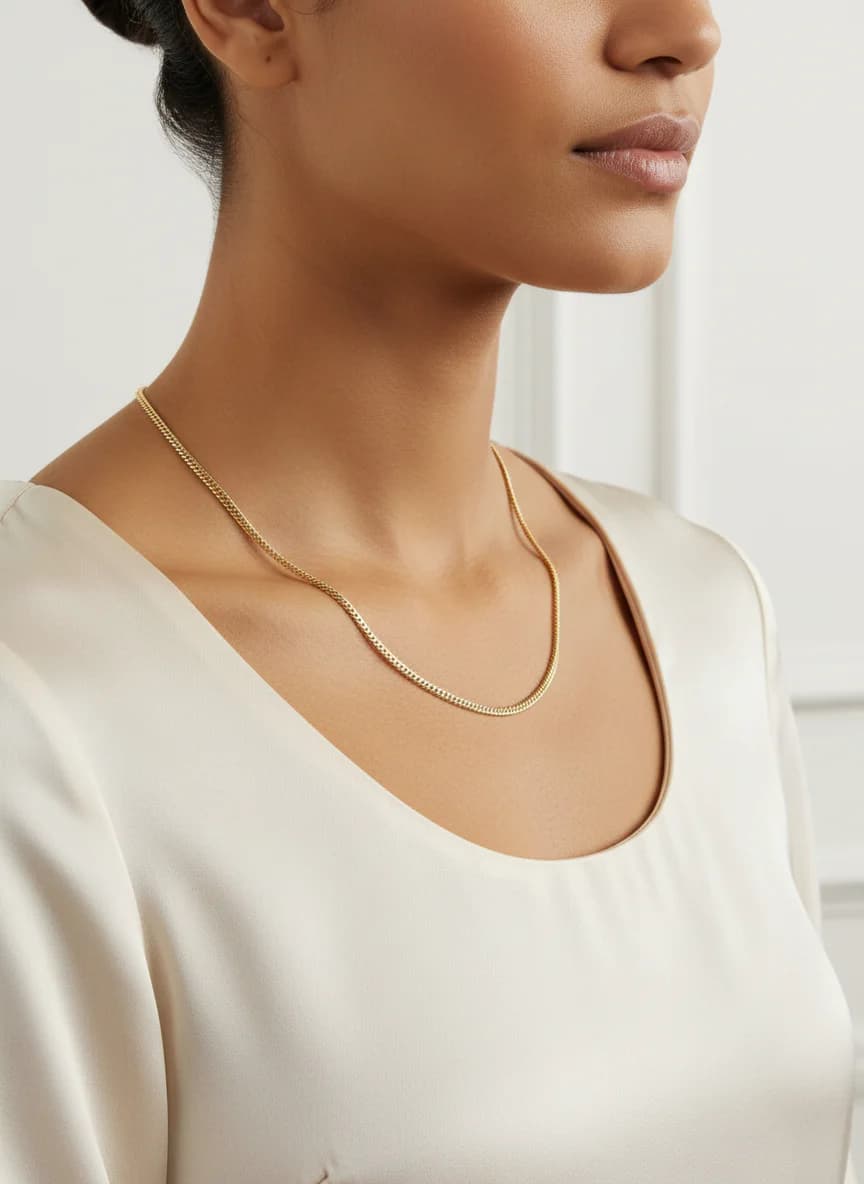 Altın Rengi Yılan Zincir Kolye - Şık Düz Model