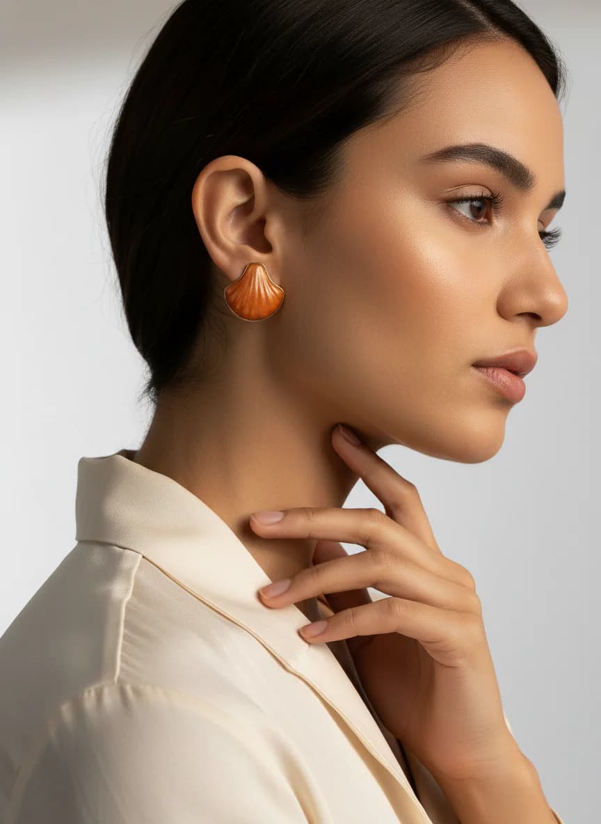 Turuncu Deniz Kabuğu Küpe - Altın Çerçeveli Şık Yazlık