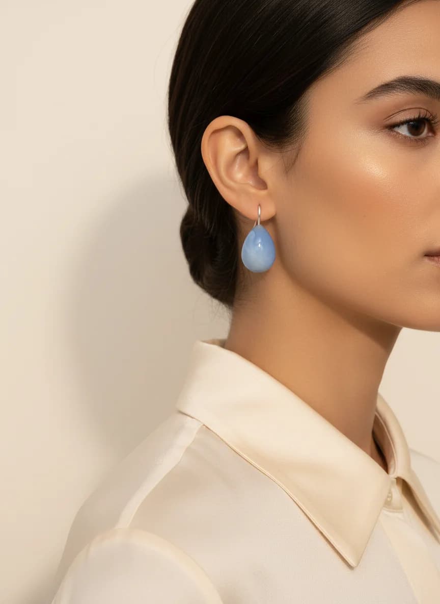 Zarif Mavi Damla Büyük Parlak Kadın Küpesi