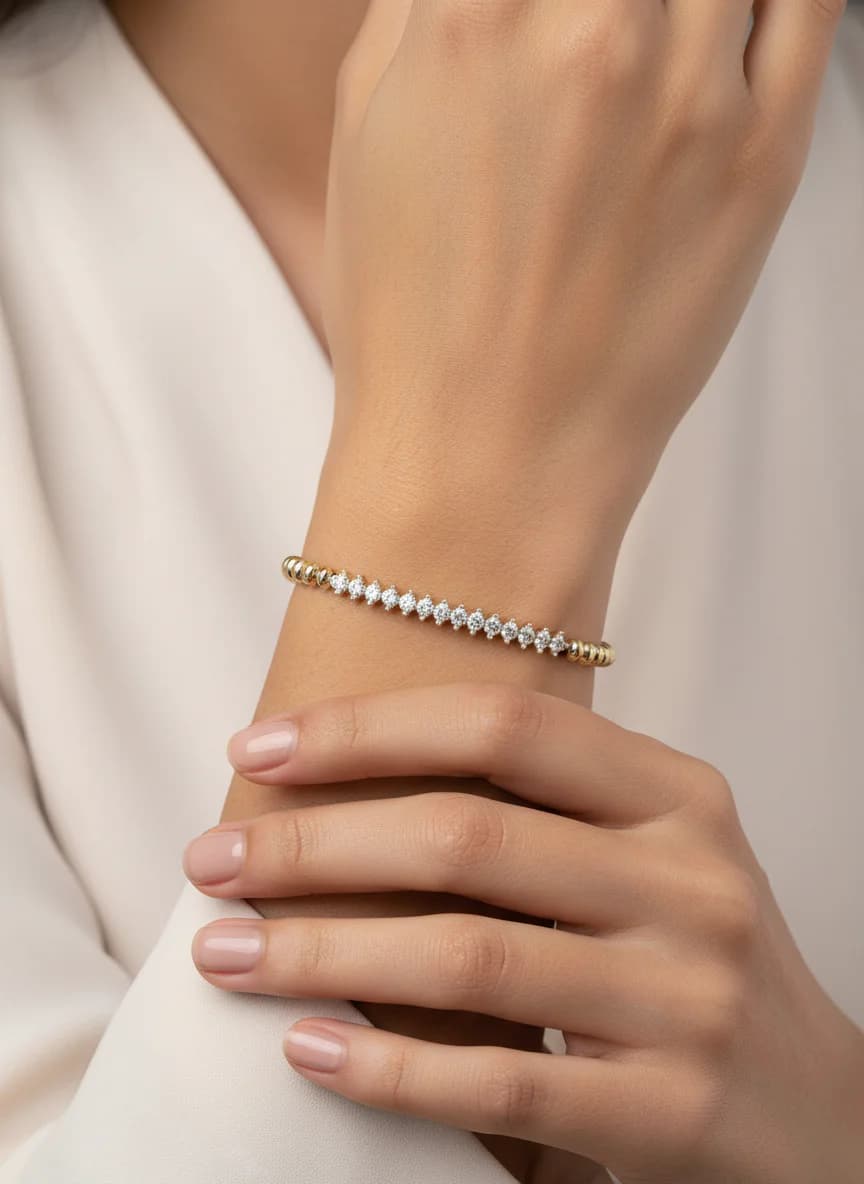 Zarif Altın Rengi Markiz Taşlı ve Oval Bağlantılı Bileklik