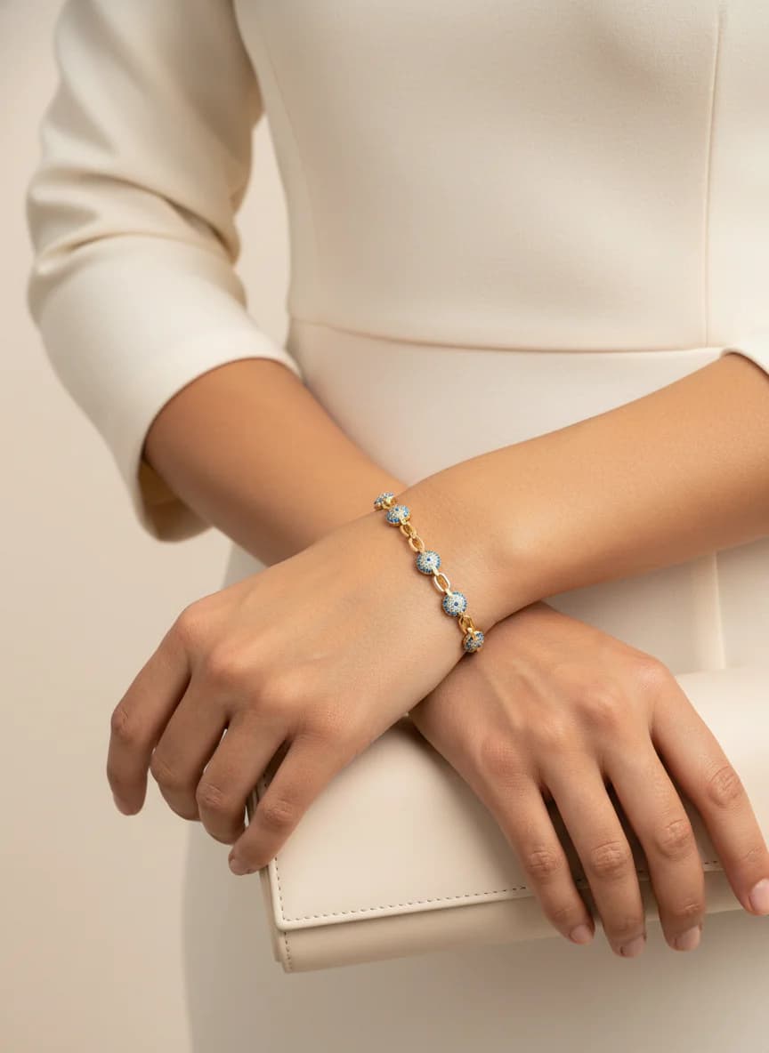 Şık Altın Rengi Mavi Beyaz Taşlı Zincir Bileklik
