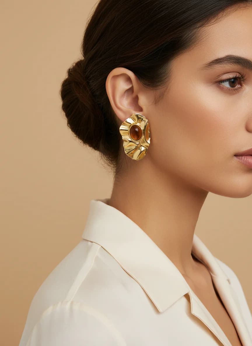 Lüks Altın Dalgalı Kehribar Taşlı Özel Tasarım Küpe