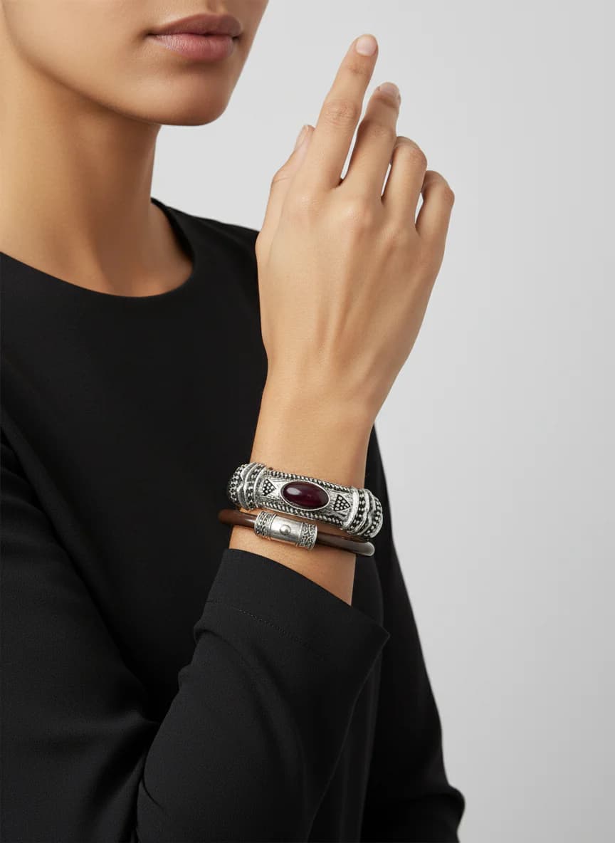 Antik Gümüş Tarzı Taşlı & Desenli İkili Bileklik Seti