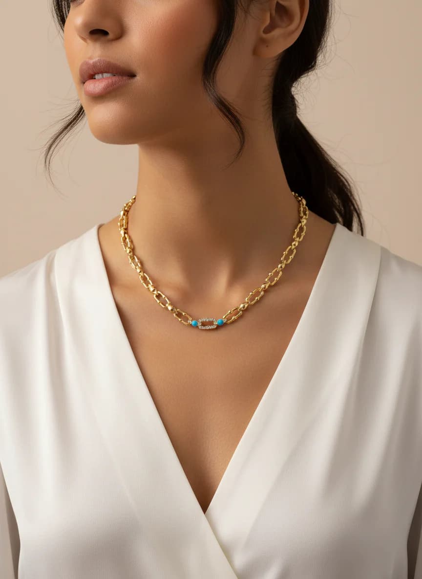 Şık Turkuaz Taş Detaylı Altın Kaplama Zincir Kolye