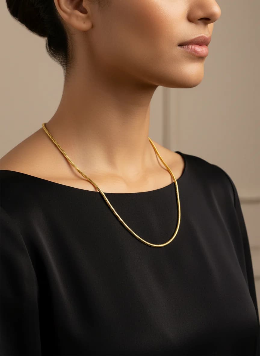 Modern Altın Rengi Yılan Zincir Kolye