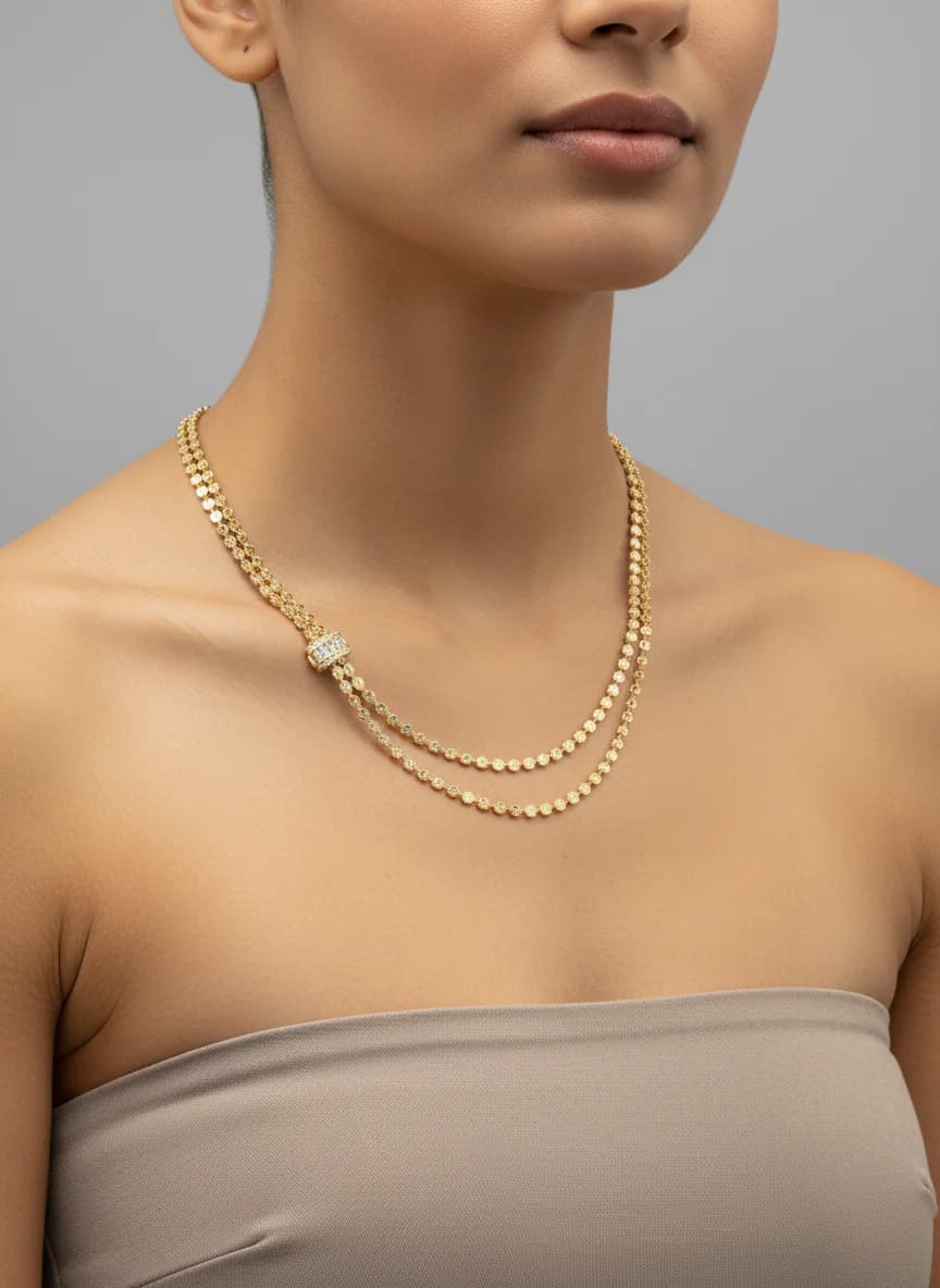 Zarif Taşlı Çift Sıra Altın Rengi Şık Kolye