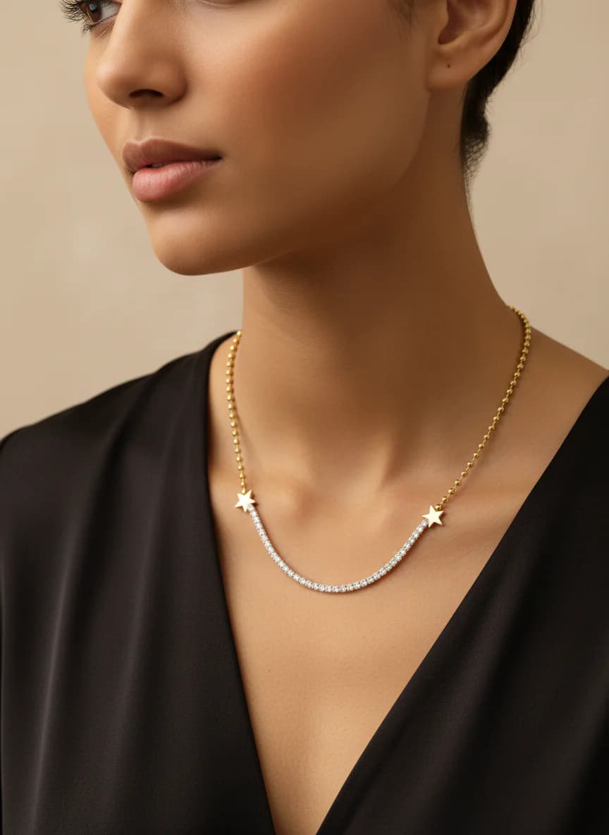 İki Renkli Yıldız Detaylı Altın ve Taşlı Kolye