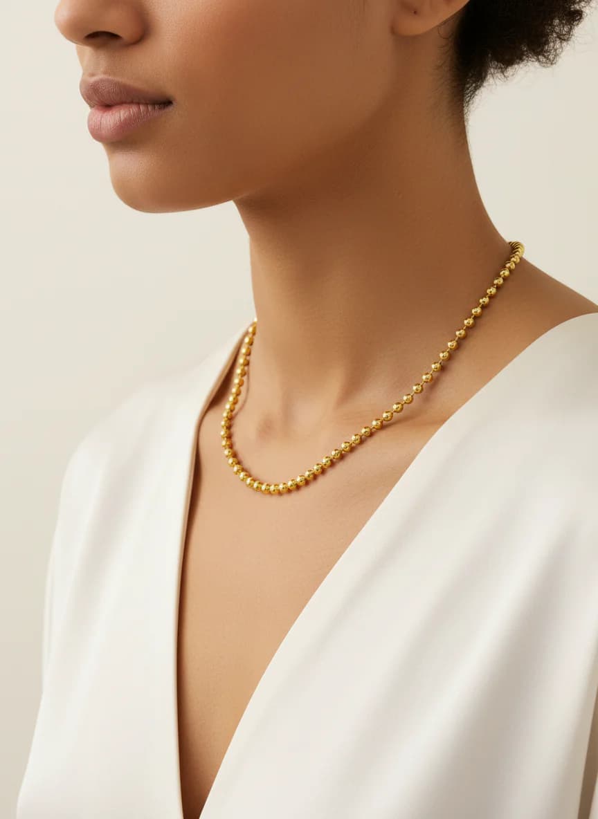 Altın Rengi İşlemeli Top Zincir Kolye