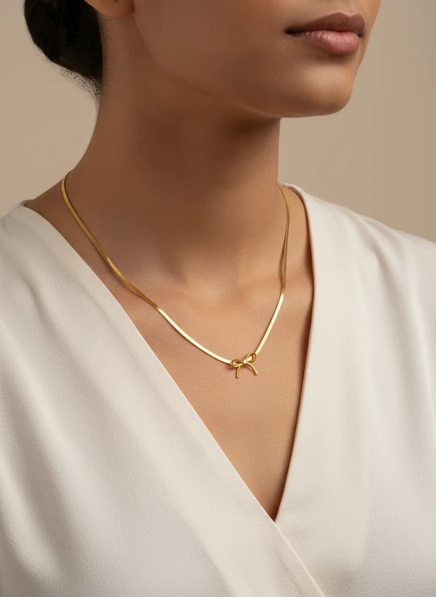 Altın Fiyonk Detaylı Yılan Zincir Kolye