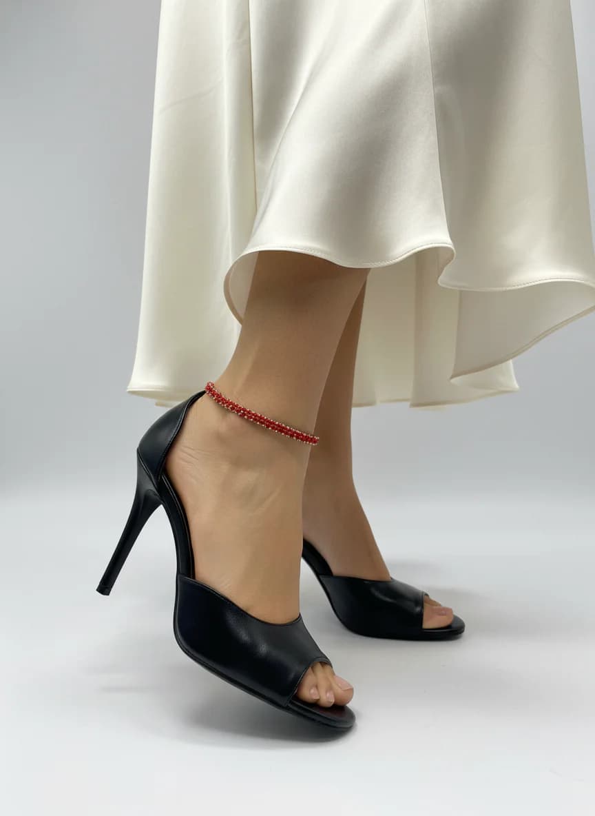 Zarif Kırmızı Altın Boncuklu Halhal