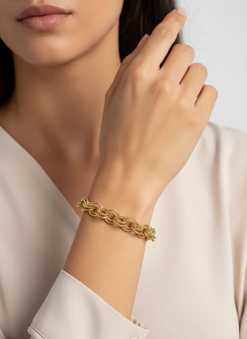 Şık Çift Sıra Dokulu Altın Rengi Zincir Bileklik