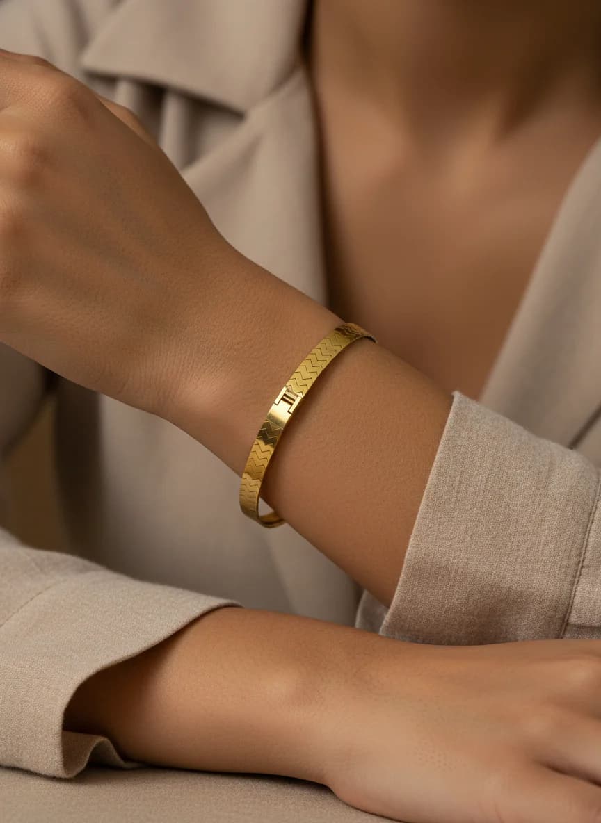 Zarif Gold Balıksırtı Zikzak Desenli Zincir Bileklik