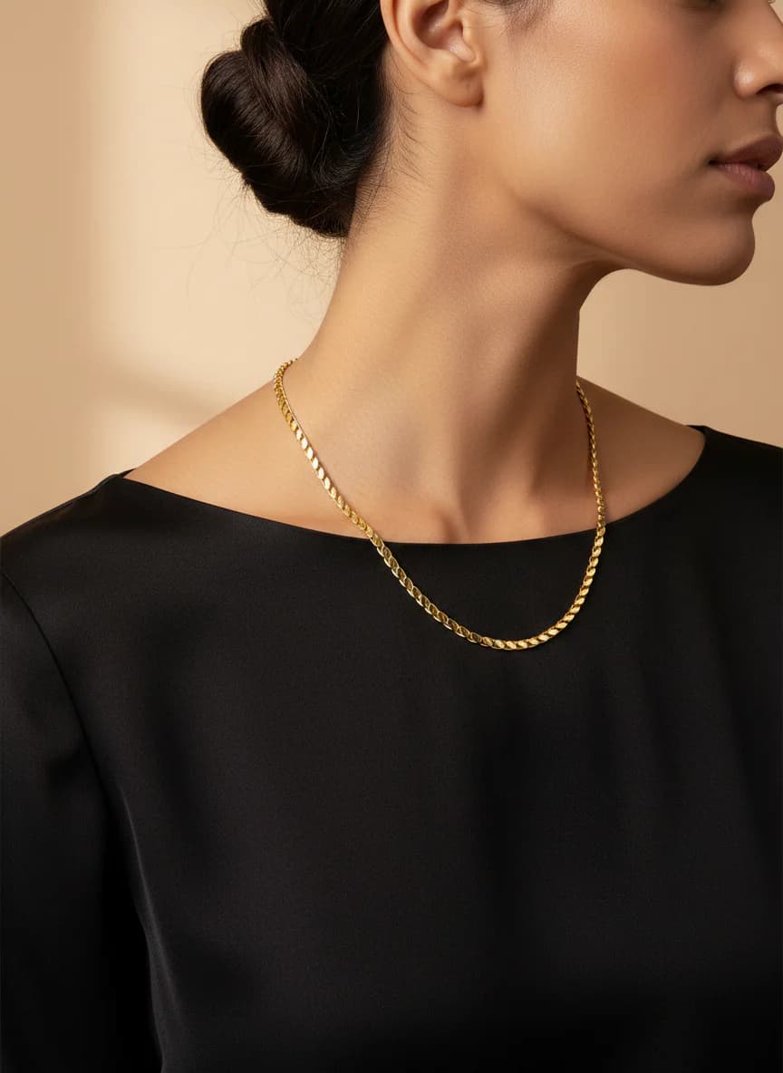 Zarif Altın Ezme Zincir Kolye