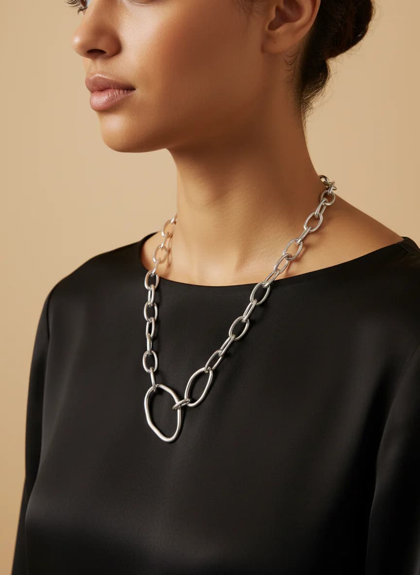 Modern Kalın Oval Gümüş Renk Zincir Kolye