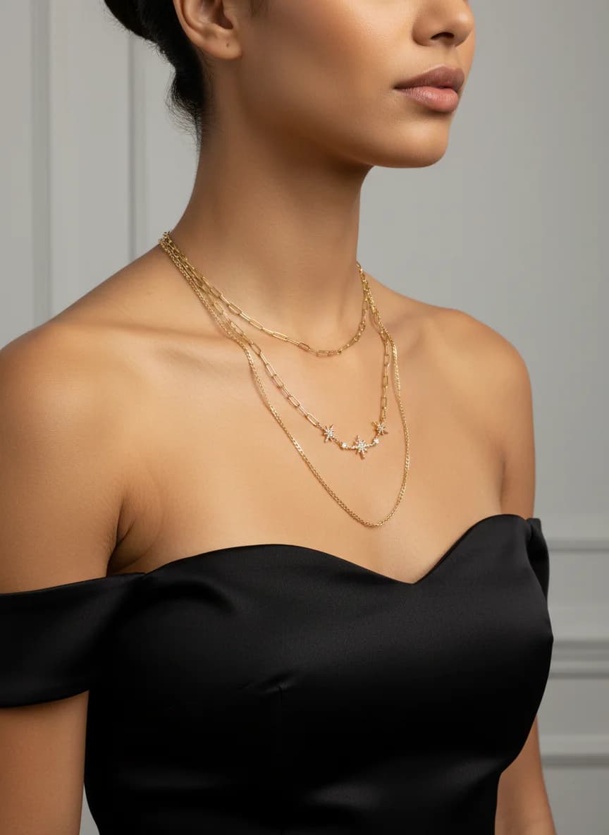 Katmanlı Altın Rengi Yıldız & Taşlı Zincir Kolye