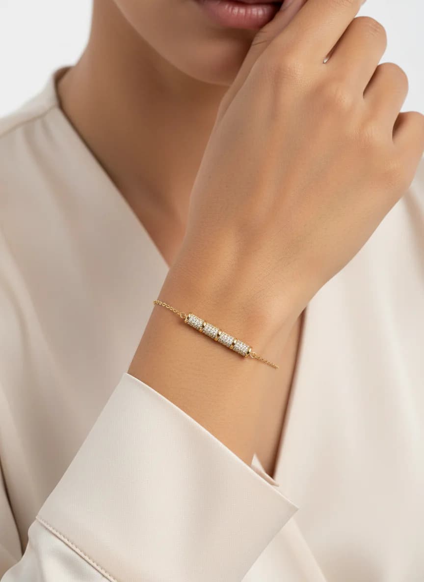 Altın Rengi Taşlı İnce Zincir Kadın Bileklik