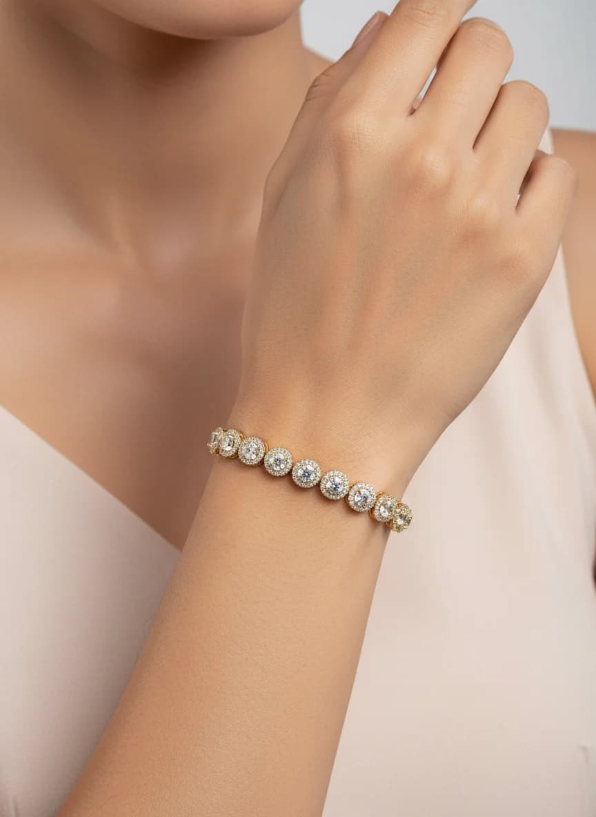 Altın Kaplama Parlak Zirkon Taşlı Kadın Bileklik