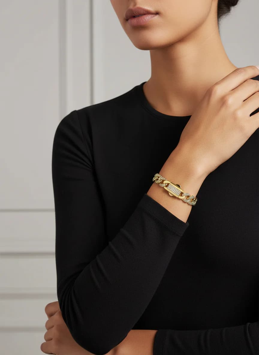 Altın Renk Taşlı Küba Zincir Bileklik - Parlak Zirkon