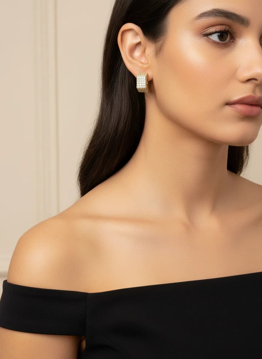 Altın Rengi Dikdörtgen Taşlı Zirkon Küpe Çifti