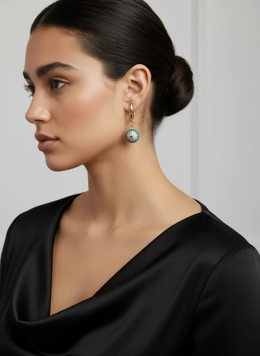 Altın Rengi Mavi Zirkon Taşlı Sallantılı Top Küpe