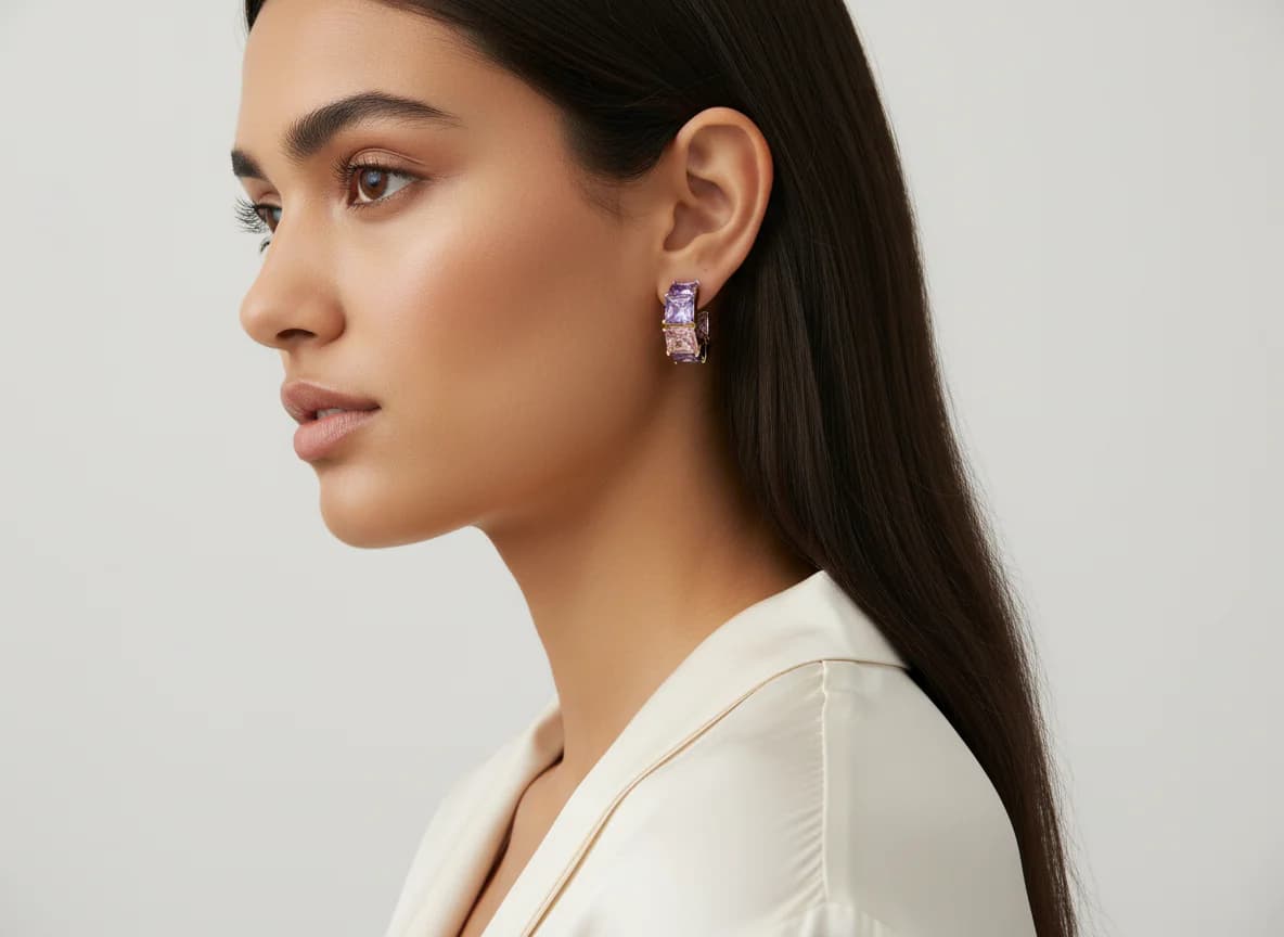 Şık Mor Pembe Taşlı Altın Rengi Halka Küpe